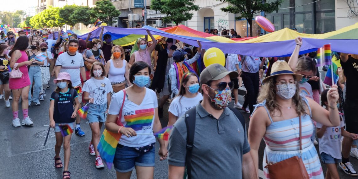 Bucharest Pride, 8000 de persoane pe Calea Victoriei. Top 20 de fotografii