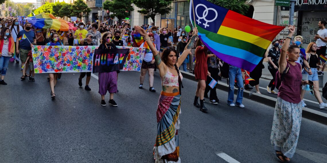 Bucharest Pride, 8000 de persoane pe Calea Victoriei. Top 20 de fotografii