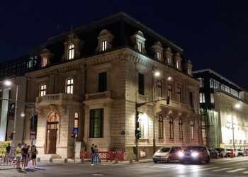 Casino Victoria, clădirea în care s-a sinucis ambasadorul nazist Manfred von Killinger, cumpărată de frații Pavăl cu 50 de milioane euro