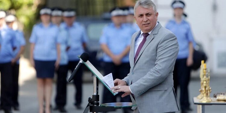 Karina Bode, soția ministrului de Interne , asociată cu generalul de securitate Nicolae Viorel Stanca