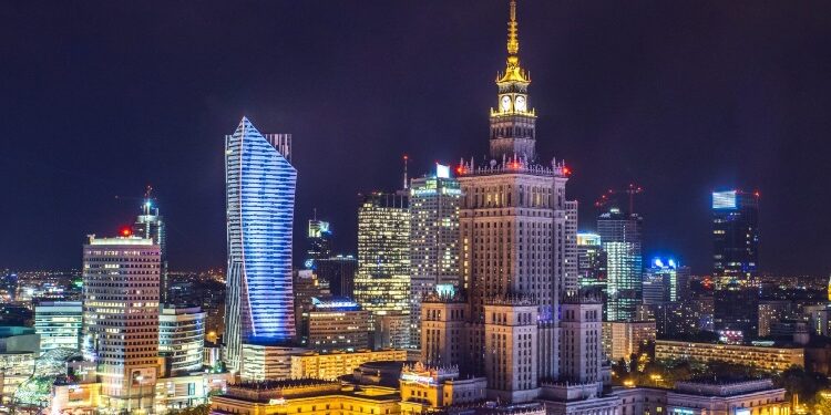 Polonia ar putea să se confrunte cu cinci crize majore