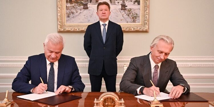 Creșterea prețurilor la gaze – Parlamentarii europeni cer investigarea companiei Gazprom, dar rușii anunță noi prețuri record la gaze