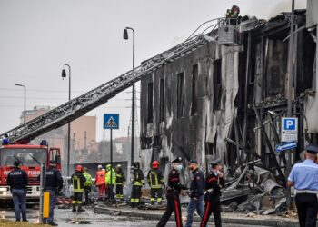 Afaceristul Dan Petrescu, soția și fiul său, au murit într-un accident aviatic lângă Milano. Cine sunt celelalte cinci victime?