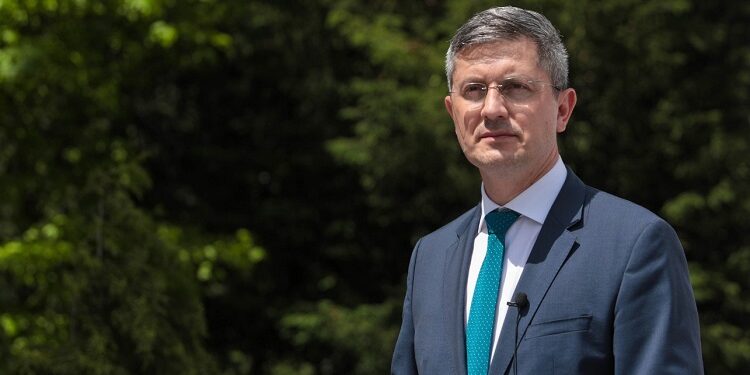 Dan Barna compară USR cu spartanii