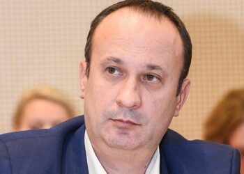 Masonul Adrian Câciu a ajuns ministru de Finanțe după o carieră la Pescuit