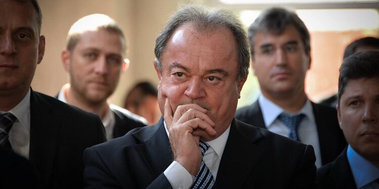Vasile Blaga, acuzat de DNA că a primit 700.000 de euro, achitat de ICCJ