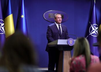 Prețul carburantului va fi compensat de Guvern cu 50 de bani. Decizia Guvernului pentru care românii vor plăti 400 de milioane de euro în următoarele trei luni