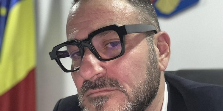 Horia Constantinescu, șeful ANPC, acuzat de Blue Air de comunicarea de informații false