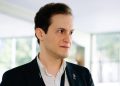 Difuzarea de imagini intime ale unei persoane, fără acord, pedeapsă cu închisoare de până la 3 ani