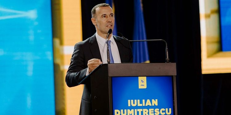 Iulian Dumitrescu, președintele CJ Prahova și prim-vicepreședinte PNL, s-a lepădat de „filiera albaneză” care salvează datornicii români de la plata datoriilor