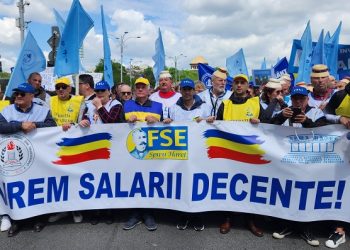 Revendicările sindicatelor din Educaţie. Opoziția pune presiune pe premierul Ciucă