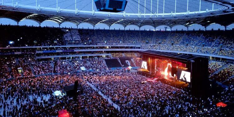 Concertul Depeche Mode la București, amplificat de ploaia torențială și fulgere